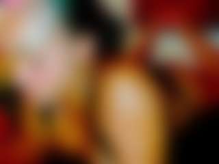 Live cam show with GeeTox - Skinny on chickslive.net