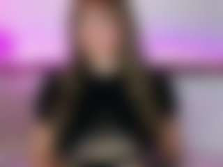 Live cam show with Kamryn Marie - Lovense on Stripli.com