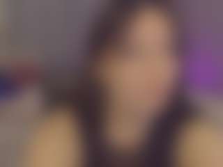 Live cam show with britneybarker - Thong on Dolls Live