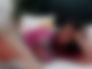 Live cam show with Natasha Noel - Cosplay Curvy on Livezox