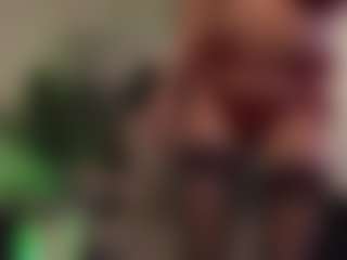 Live cam show with Lady Alexa Ra - Red Hair Shaved Pussy on Hubzter Live