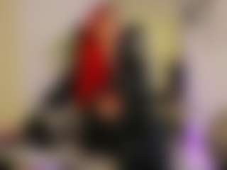 Live cam show with Lady Alexa Ra - Red Hair Fetish on Livezox