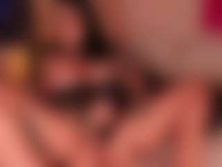 MadeleineMorales's Live Sex Cam Show