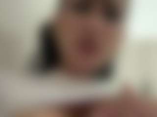 MadeleineMorales's Live Sex Cam Show