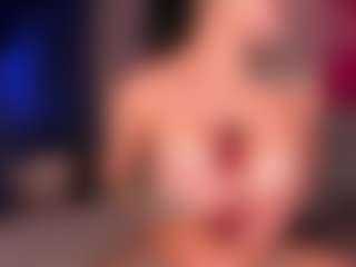 Live cam show with MadeleineMorales - Milk on SquirtSoMuch