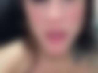 MadeleineMorales's Live Sex Cam Show