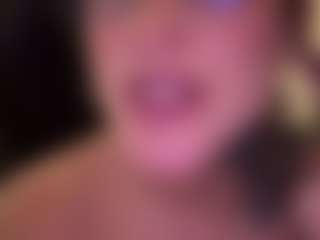 MadeleineMorales's Live Sex Cam Show