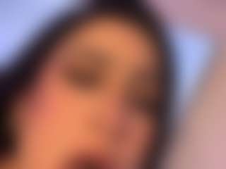 MadeleineMorales's Live Sex Cam Show