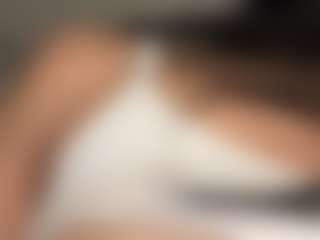 MadeleineMorales's Live Sex Cam Show