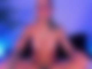 MadeleineMorales's Live Sex Cam Show