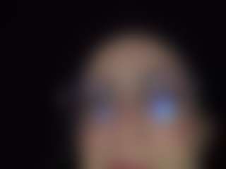 Live cam show with MadeleineMorales - Play on Camversity