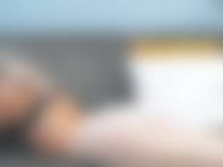 Live cam show with chrystalmills - Goth on livesuperchat.net