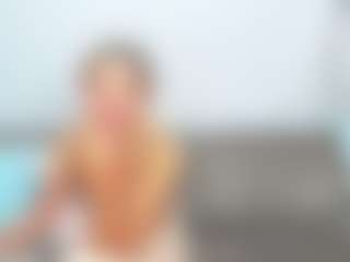 Live cam show with chrystalmills - Goth on hrnylive.com
