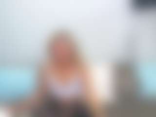 Live cam show with chrystalmills - Goth on nudelive.tv