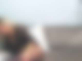 Live cam show with chrystalmills - Wife on Chatstar