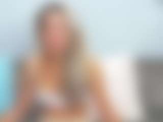 chrystalmills's Live Sex Cam Show