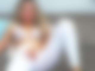 chrystalmills's Live Sex Cam Show