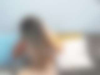 Live cam show with chrystalmills - Wife on Camiplay Live