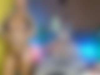 Vanessitababe's Live Sex Cam Show