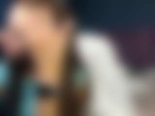 Live cam show with jenniferstone - Average on Dare Cams