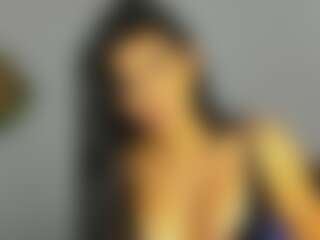 Live cam show with melanysummer - Outside on Camsoda