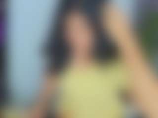 Live cam show with Sophia Quintero - Belly on live18s.com