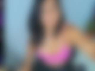 Live cam show with Sophia Quintero - Belly on instabang