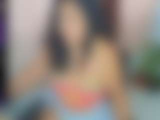 Live cam show with Sophia Quintero - Trimmed Arab on Milfs Live