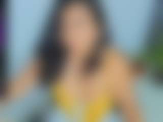 Live cam show with Sophia Quintero - Belly on camwithhim.com