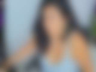 Live cam show with Sophia Quintero - Belly on camgirlchat.live