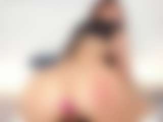 Live cam show with martinaevans - Pegging on studioflirtlive.com