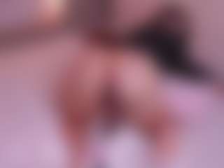 YourbabyKylie's Live Sex Cam Show
