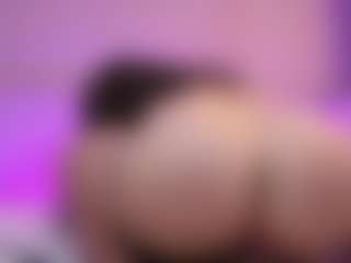 YourbabyKylie's Live Sex Cam Show