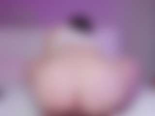 YourbabyKylie's Live Sex Cam Show