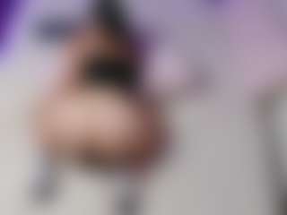 YourbabyKylie's Live Sex Cam Show