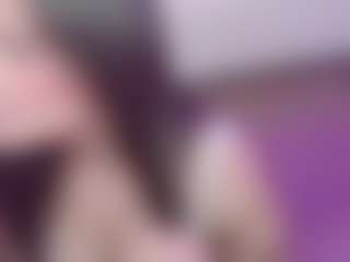 YourbabyKylie's Live Sex Cam Show