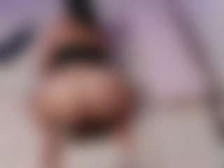 YourbabyKylie's Live Sex Cam Show