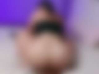 YourbabyKylie's Live Sex Cam Show