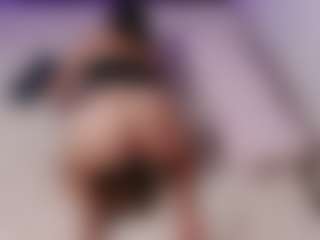 YourbabyKylie's Live Sex Cam Show