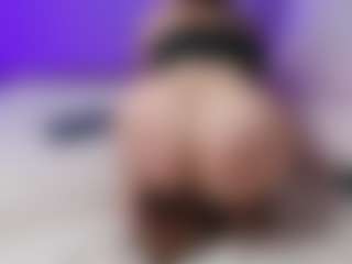 YourbabyKylie's Live Sex Cam Show
