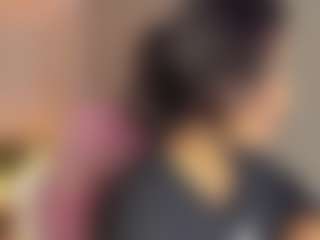 Live cam show with Kim Thompson - Slave on Adult Interactions
