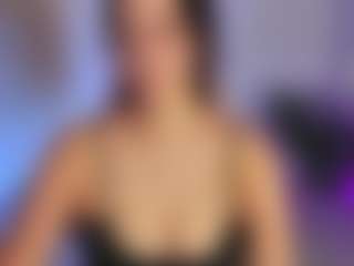 Live cam show with Kim Thompson - Slave on Big Tits