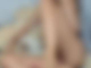 Live cam show with OliviaPorter - MILF on PervPlay.com