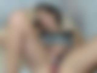 Live cam show with OliviaPorter - Bikini on SxyPornLive