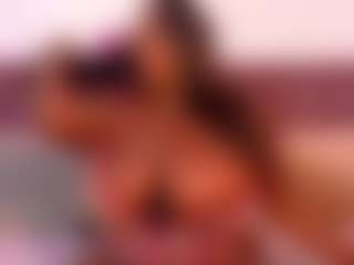 CheneellLorens's Live Sex Cam Show