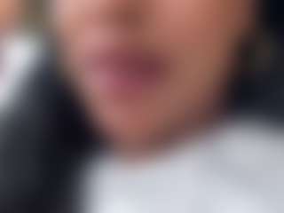 saamytits's Live Sex Cam Show