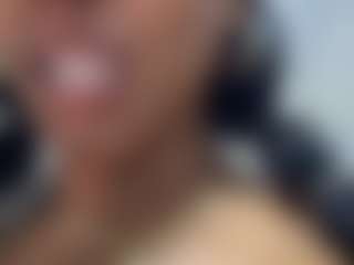 saamytits's Live Sex Cam Show