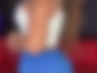 Live cam show with saamytits - Ebony MILF on WildCum