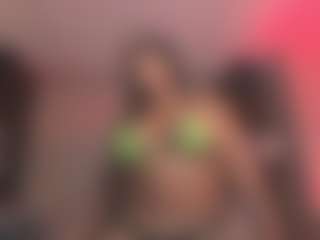 Live cam show with Saamy Tits - Ebony MILF on Streamer API