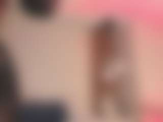 Saamy Tits's Live Sex Cam Show